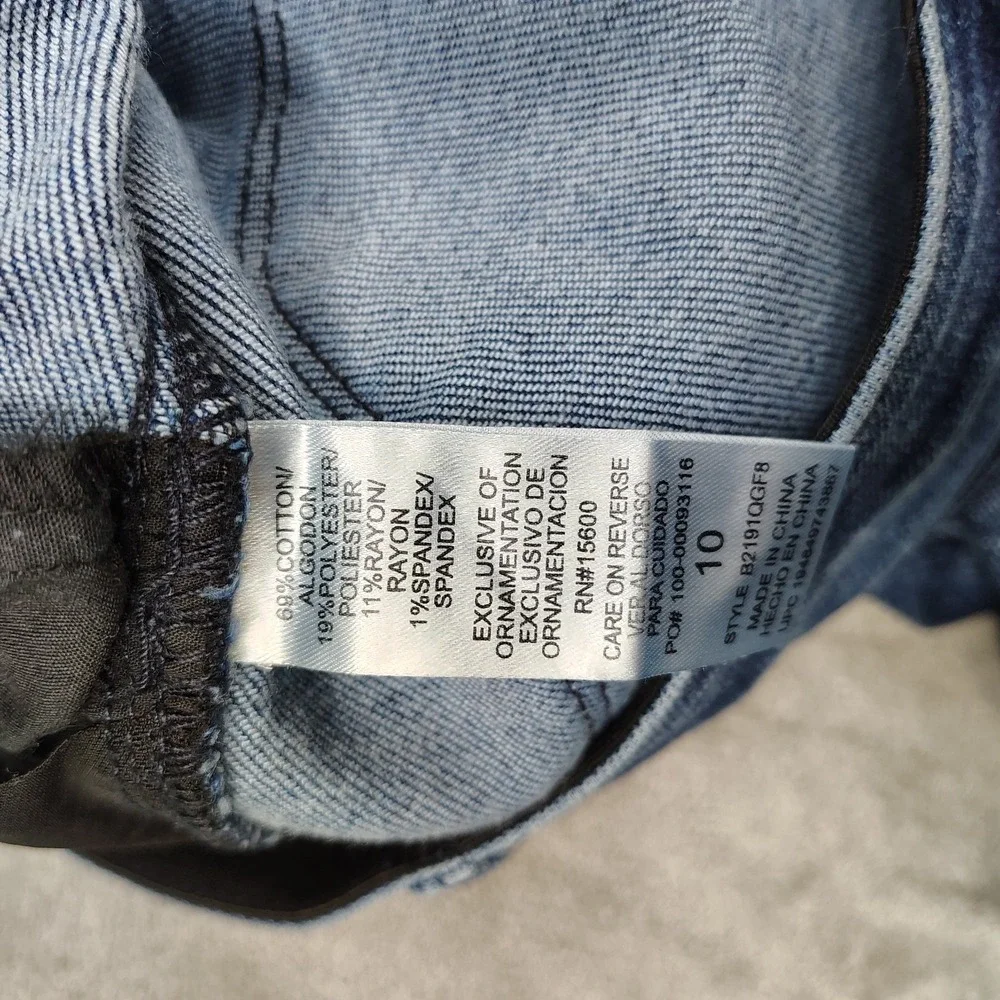 Democracy Jeans Womens 10 Blue Flare Leg AB Solution Medium Wash Stretch Denim‎